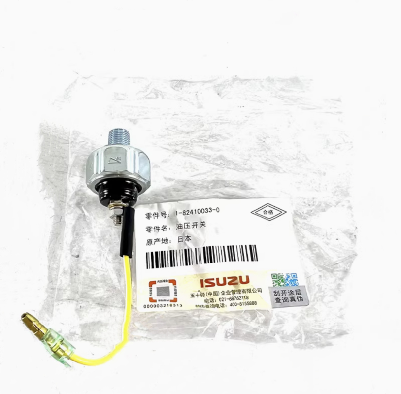 ISUZU 4JG1 engine Genuine spare parts Original 1-82410033-0 Oil pressure sensor